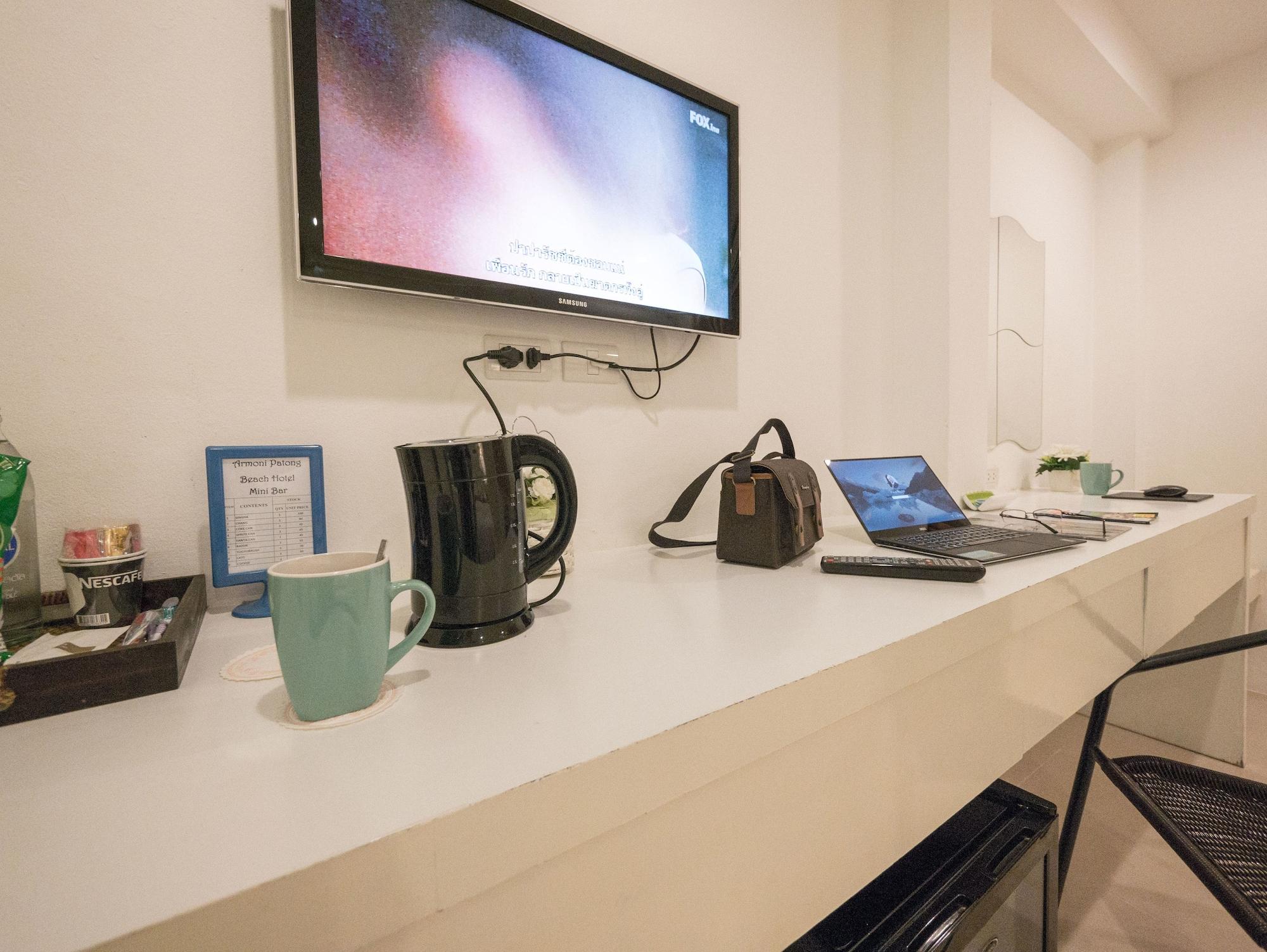 Armoni Patong Beach Hotel Ngoại thất bức ảnh