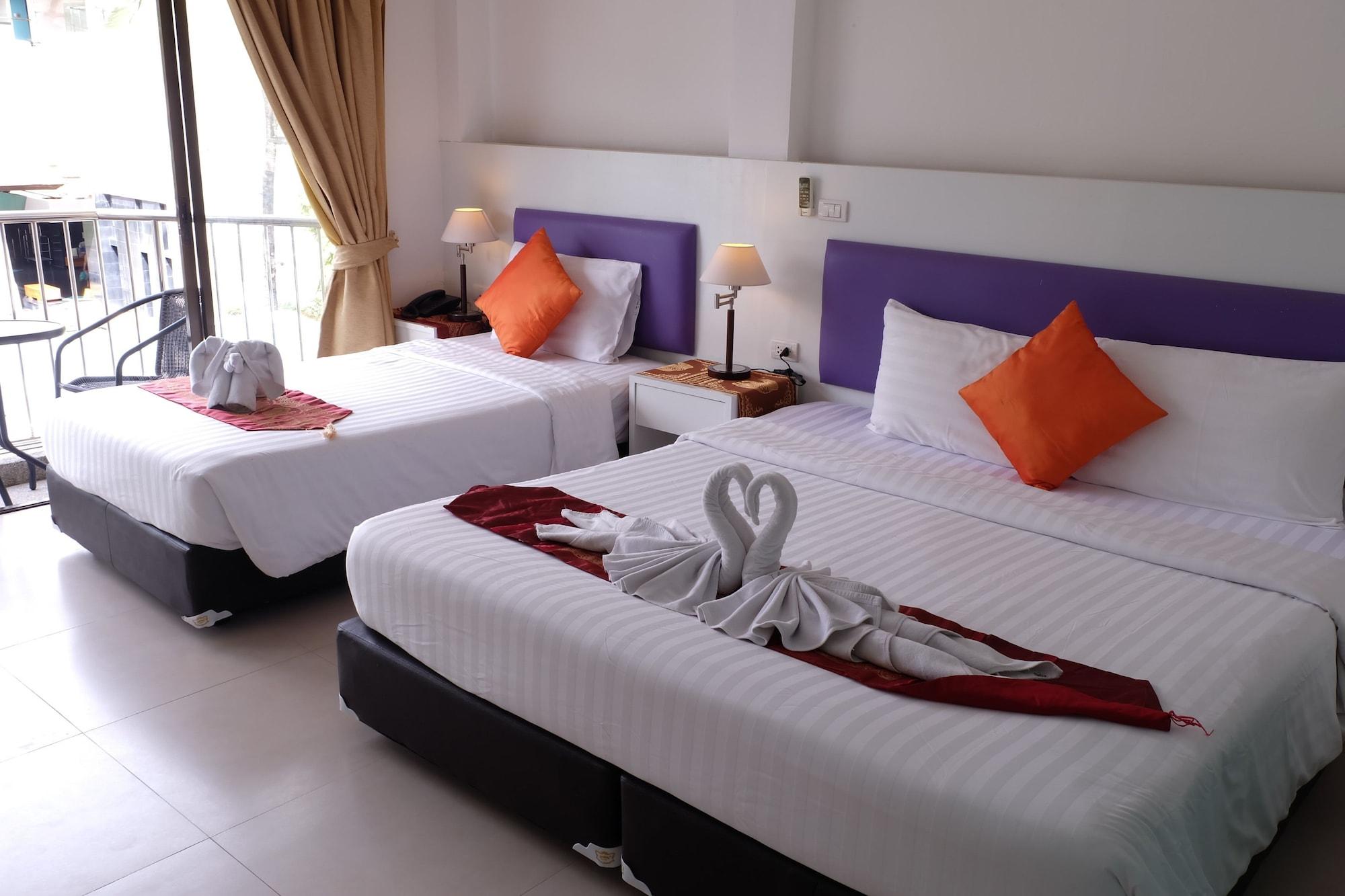 Armoni Patong Beach Hotel Ngoại thất bức ảnh