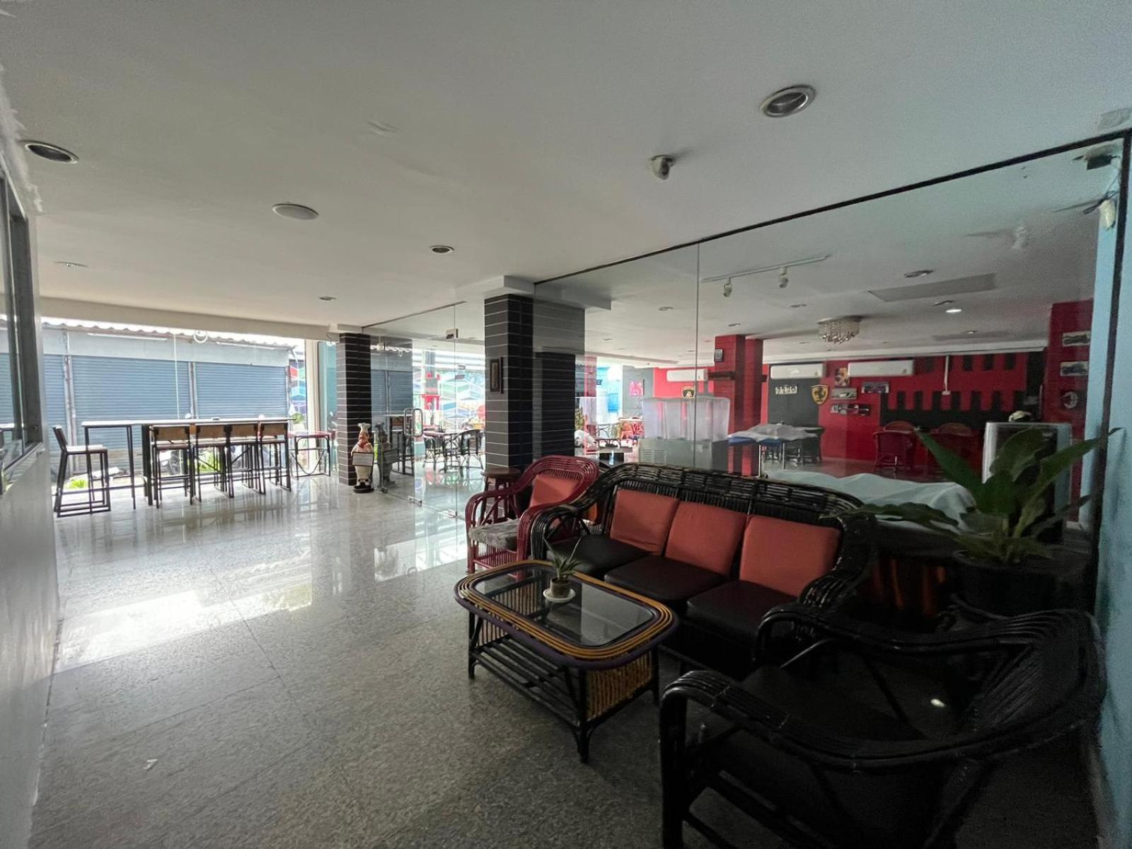 Armoni Patong Beach Hotel Ngoại thất bức ảnh