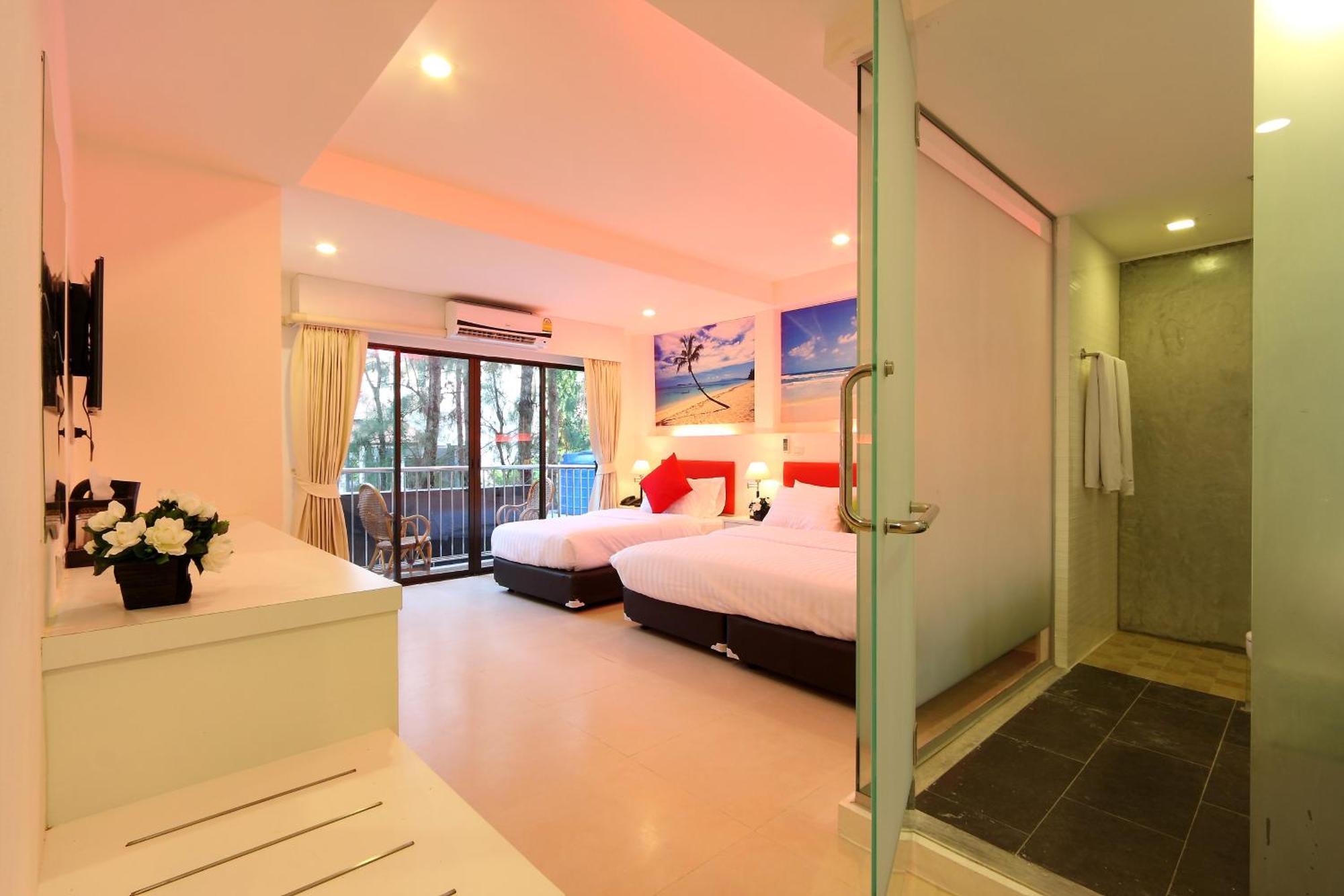 Armoni Patong Beach Hotel Ngoại thất bức ảnh